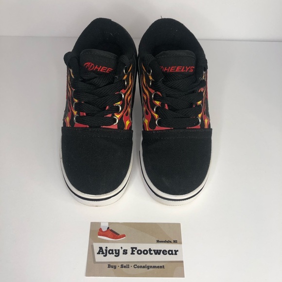 KIDS HEELYS FIRE FLAMES BLACK RED SKATE SHOES 13 C - Picture 2 of 11